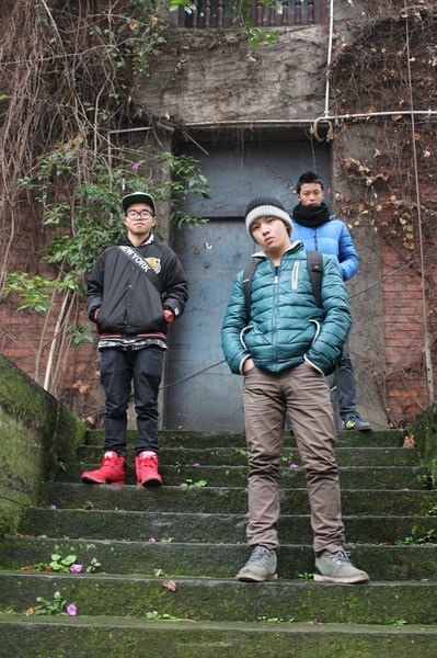 ファイル:Noback 11.jpg