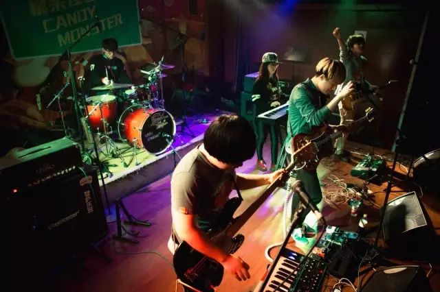 ファイル:Haiziwang(hangzhoushi) 11.jpg