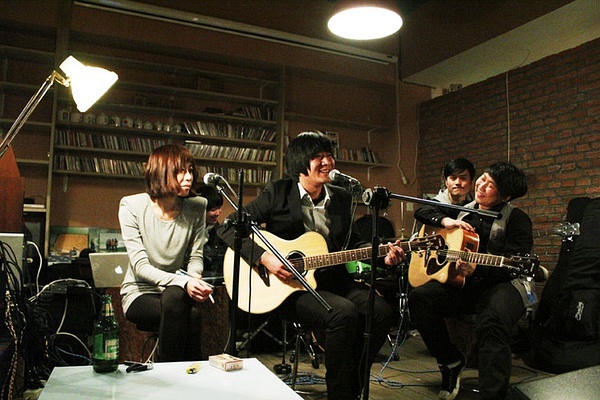 ファイル:Tvdog(haerbinshi) 11.jpg