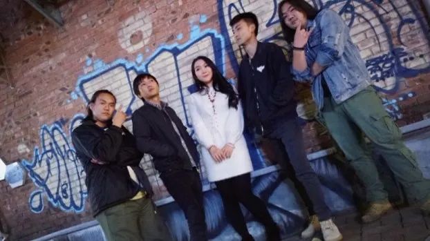 ファイル:Theberry(kunmingshi) 11.jpg