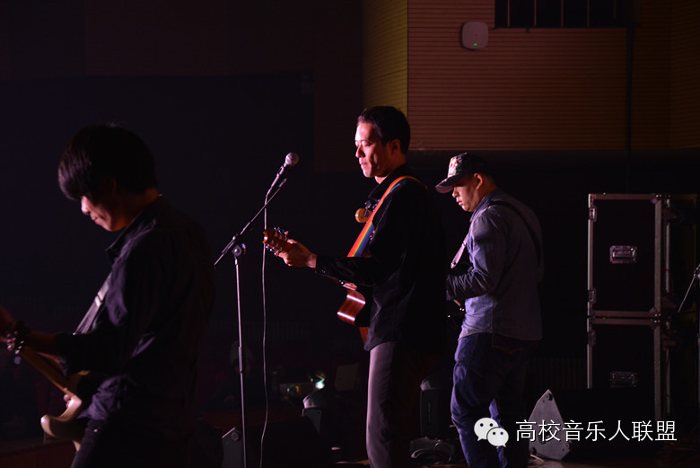 ファイル:Evrun 11.jpg