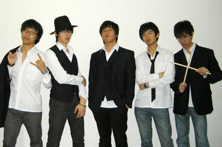 ファイル:Saucerain 11.jpg