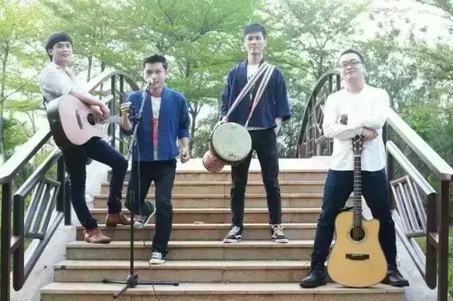 ファイル:Lixingzhe 12.jpg