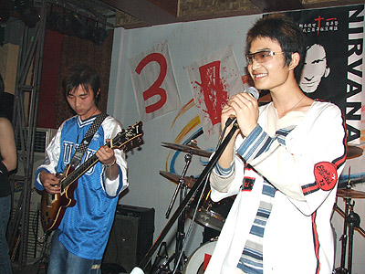 ファイル:Jingjiexian(leshanshi) 11.jpg