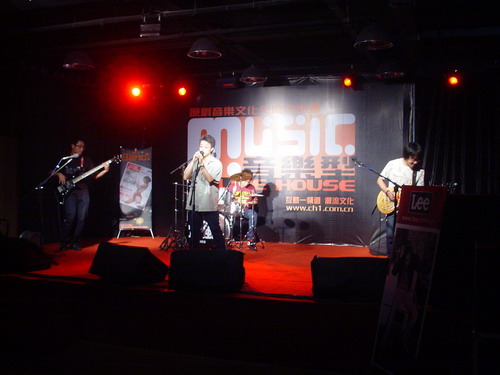 ファイル:T42 11.jpg