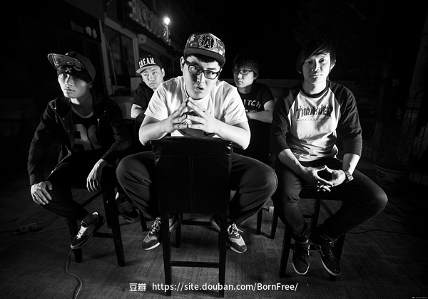 ファイル:Bornfree 11.jpg