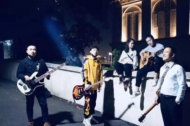 ファイル:Shuangmianjing 12.jpg