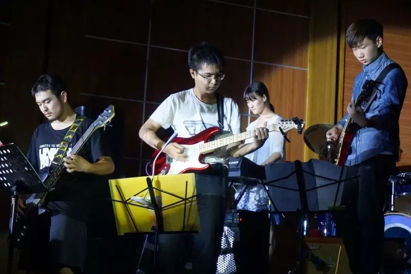 ファイル:Heiyaoshi(beijingshi) 11.jpg