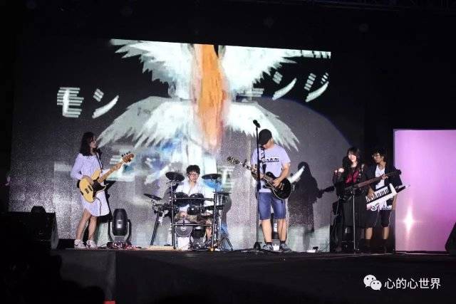 ファイル:Shiguangbafei 11.jpg