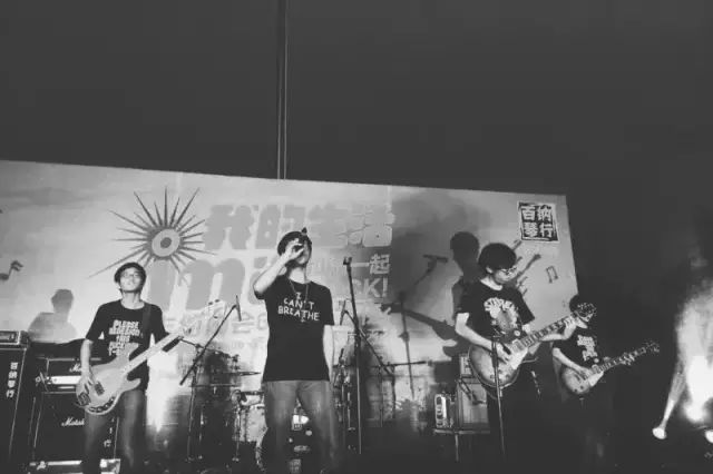 ファイル:Exile 11.jpg