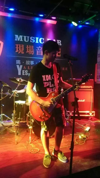 ファイル:Zengyixiong 11.jpg