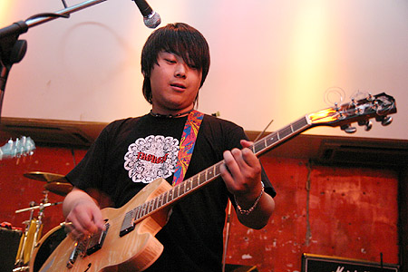 ファイル:Zhenghuahua 12.jpg