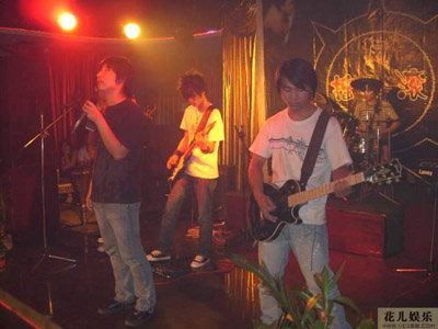 ファイル:Dumuju 11.jpg