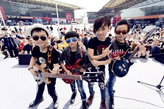 ファイル:Motong 11.jpg