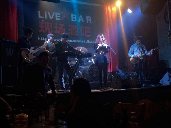 ファイル:Wtband 11.jpg