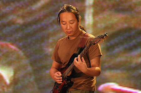 ファイル:Yangzhengzhong 11.jpg