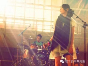 Jiajiadajuntuan 11.jpg