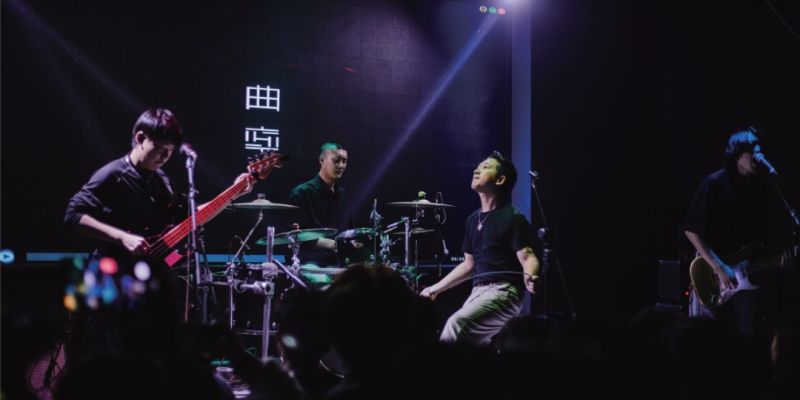 ファイル:Qulv 11.jpg