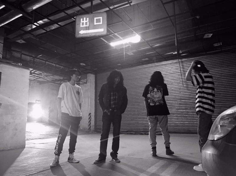 ファイル:Boyssuck 11.jpg