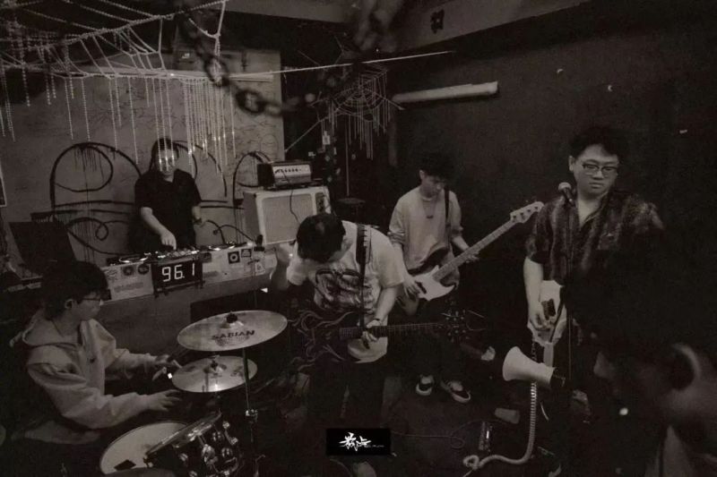 ファイル:Yisetongkong 11.jpg