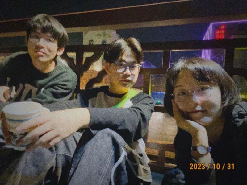 ファイル:Bicycleanddog 11.jpg