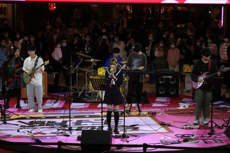 ファイル:Buluri 11.jpg