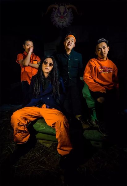 ファイル:Paen 13.jpg