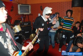 Fennudenaiping 11.jpg