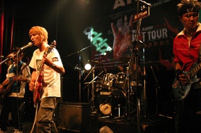 Shadow(2004nian) 11.jpg