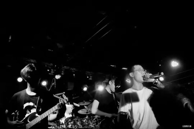 ファイル:Luftmensch 11.jpg