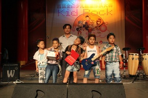 Fengbaoxiaozi 11.jpg