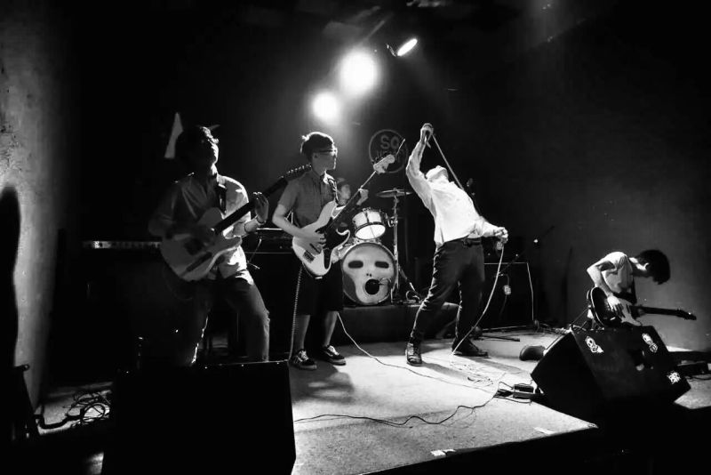 ファイル:Lonelygod 12.jpg