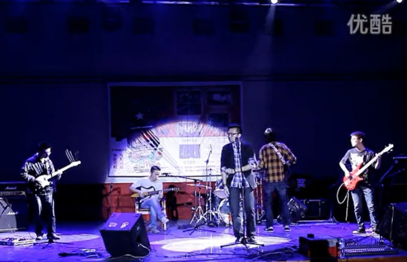 ファイル:Longze13 11.jpg