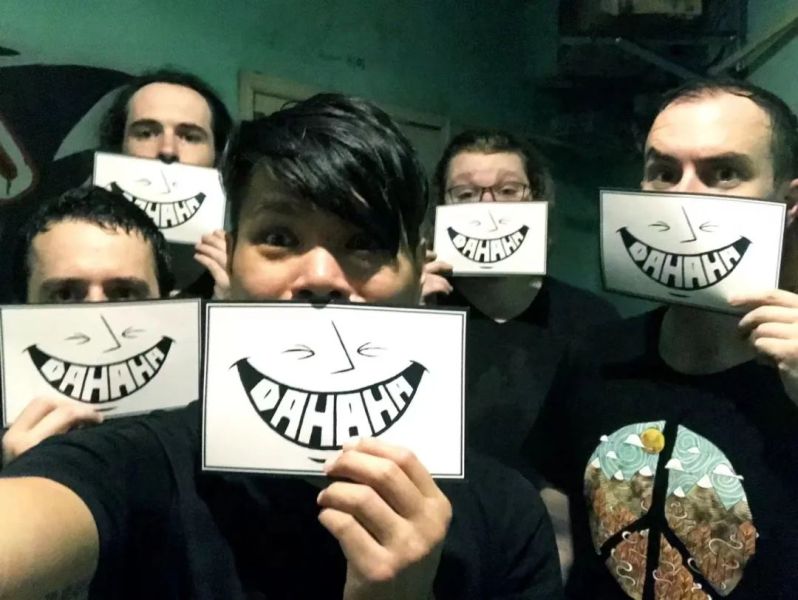 ファイル:Dahaha 12.jpg