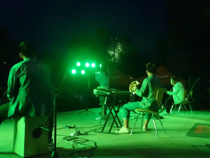 ファイル:Fandy 11.jpg