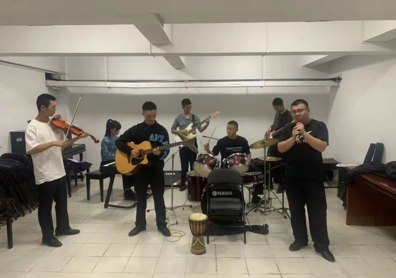 ファイル:Zanglanqingchun 11.jpg