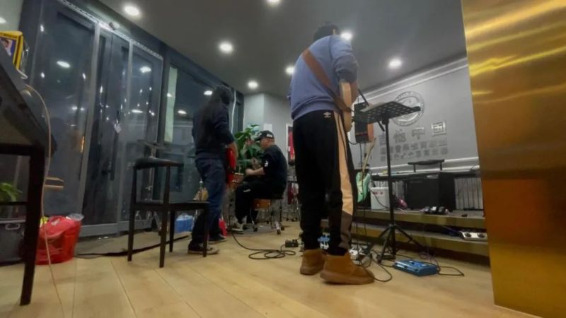 ファイル:Pjiasa 11.jpg