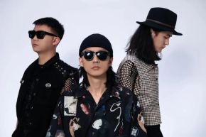 Xianrenzhang(wulumuqishi) 12.jpg