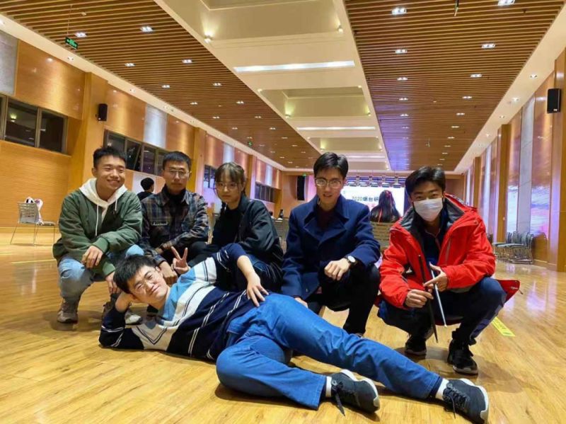 ファイル:Xquqi 11.jpg