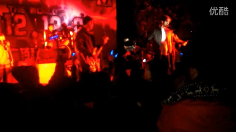 ファイル:Nightynight 11.jpg