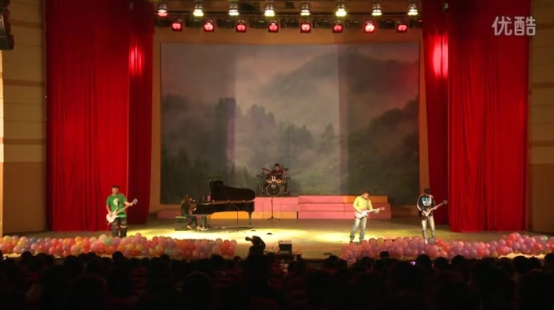 ファイル:8106 11.jpg