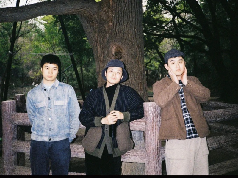 ファイル:Badsweetheart 11.jpg