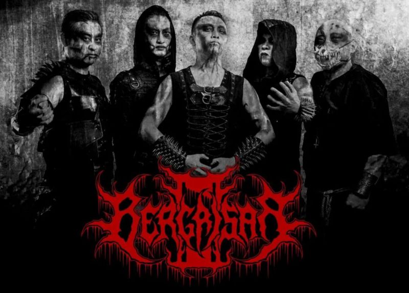 ファイル:Bergrisar 11.jpg