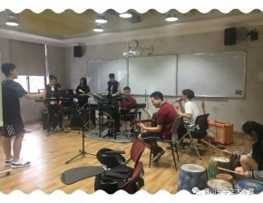 Micclassicalpluselectric 11.jpg