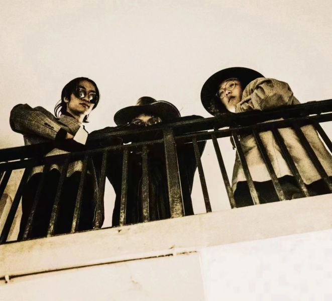 ファイル:Overjam 11.jpg