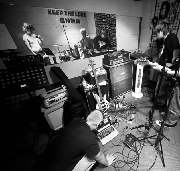 ファイル:Nihai 11.jpg