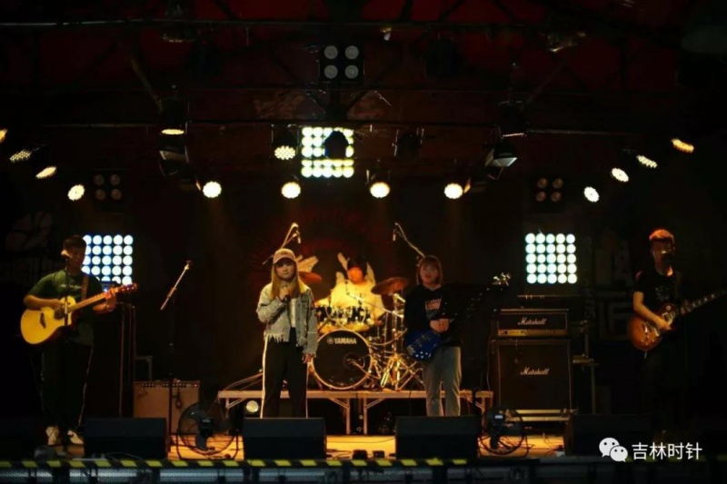 ファイル:27 11.jpg