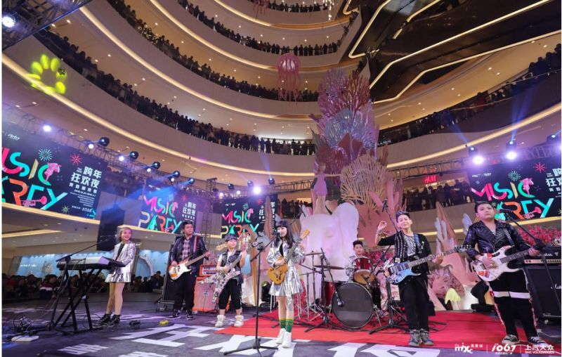 ファイル:Rokis 11.jpg