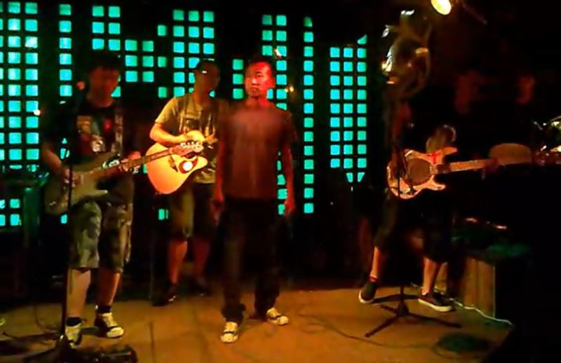 ファイル:Butongbuyang 11.jpg