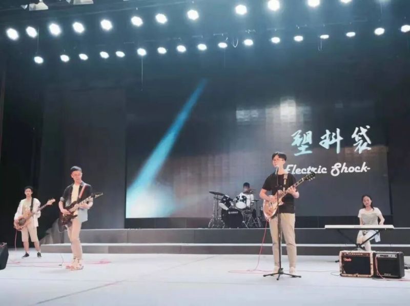 ファイル:Feiniudunliuti 11.jpg